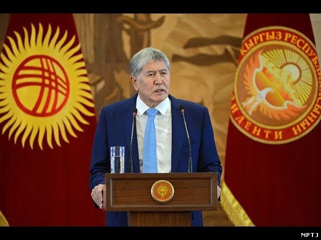 Атамбаев обвинил Казахстан в «блокаде» Кыргызстана