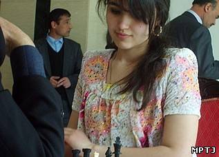 Сборная Таджикистана едет на шахматную Олимпиаду за свой счет